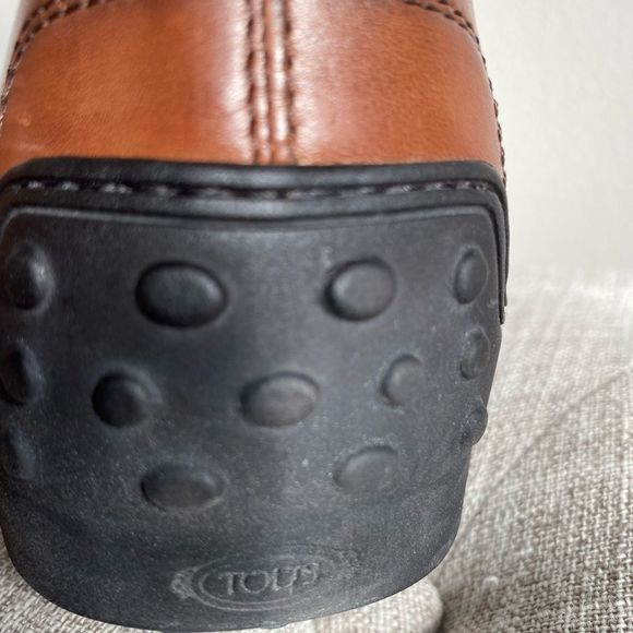 Tod’s Gommino Tan leather combat boots - Picture 7 of 7